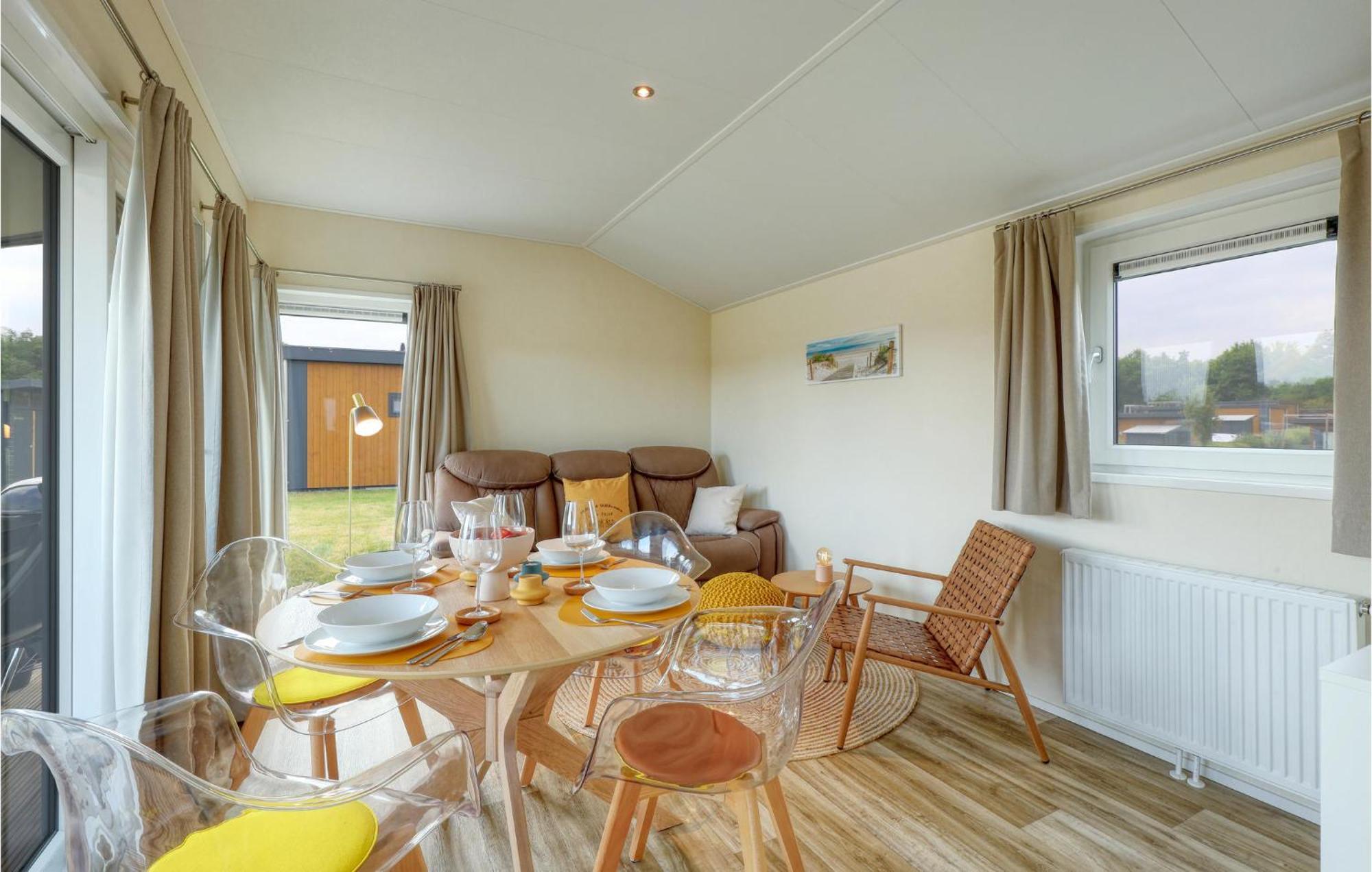 Nice home in Süsel with WiFi&2 Bedrooms Susel Exterior foto